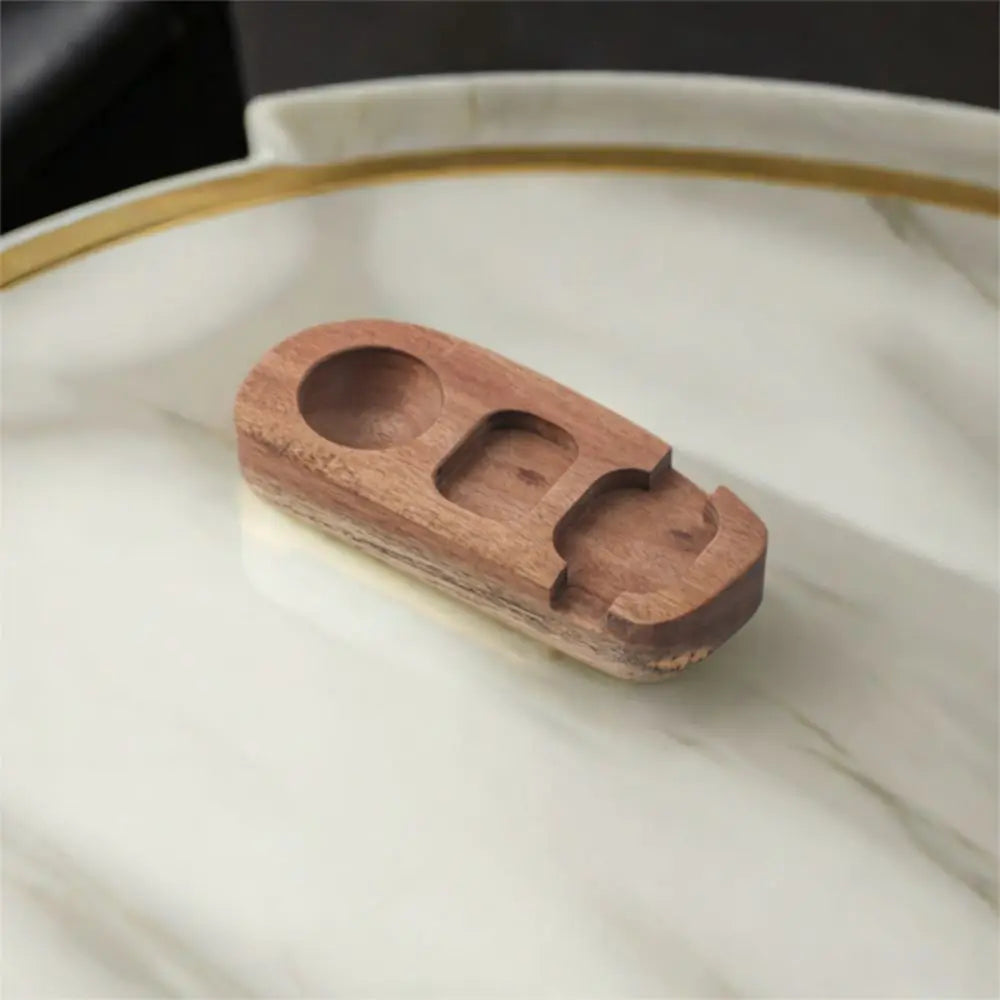 Kitchen Accessories Wooden Egg Tray Eco-Friendly Creative Egg Cup Stand Simple Handmade Eggshell Cup Home